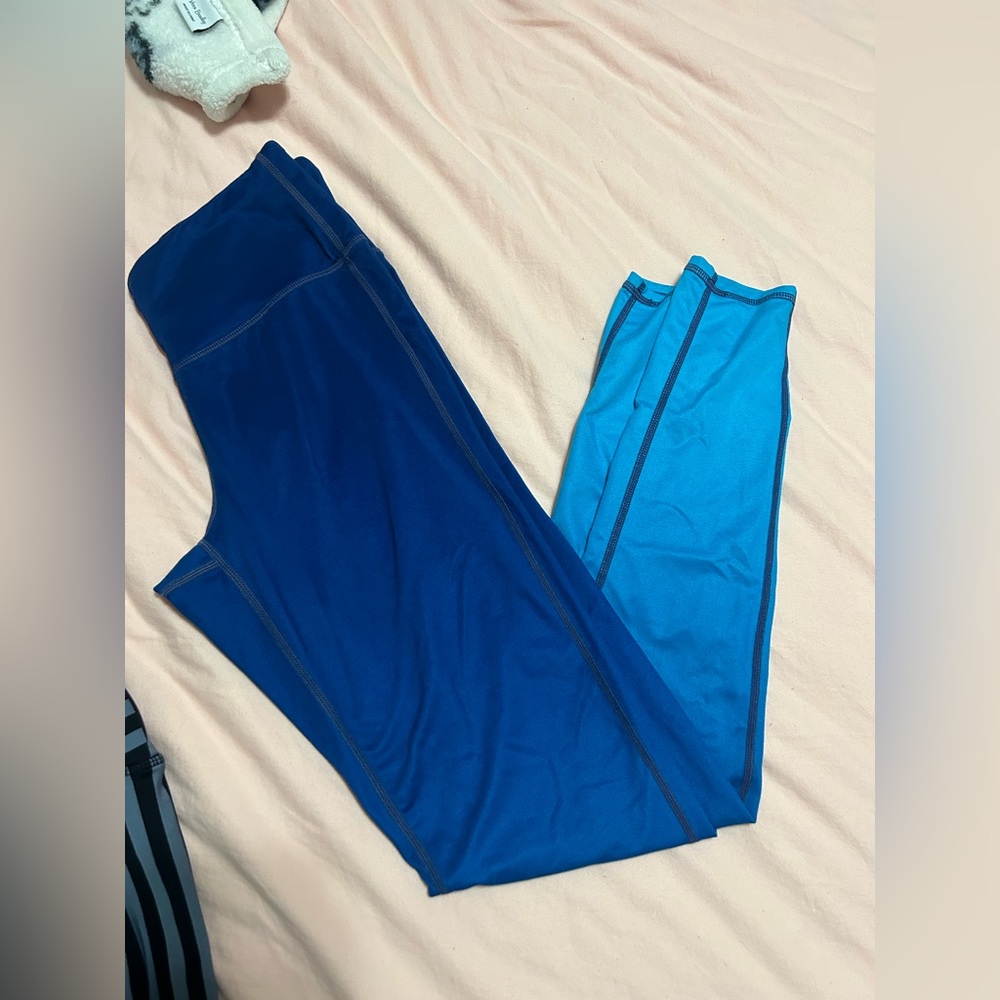 Athleta blue ombré leggings